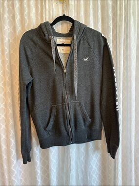 #895 Hollister Charcoal Gray Zip-Up Varsity Hoodie